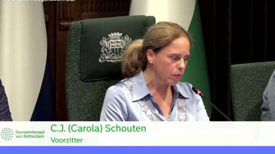 Carola Schouten geergerd