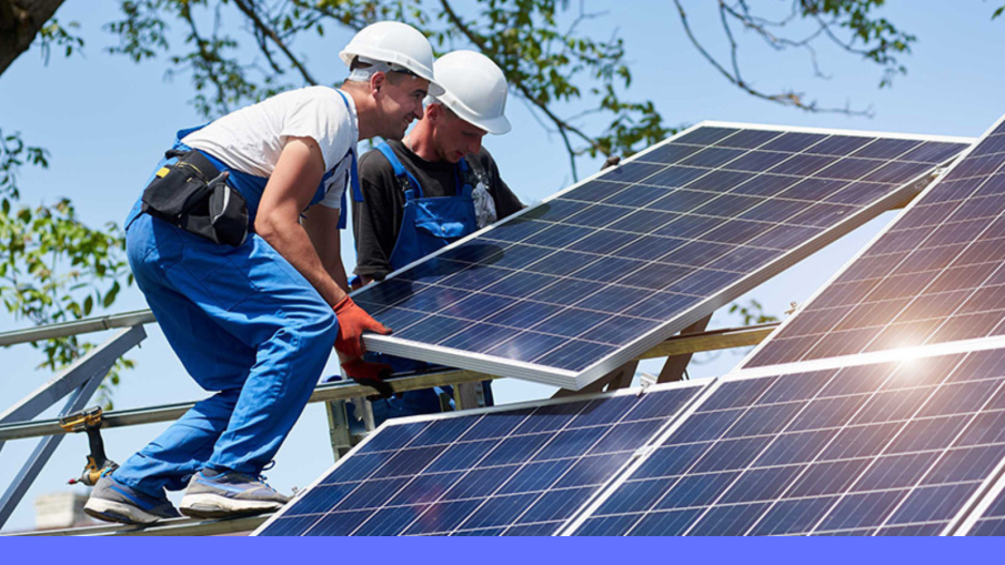 plaatsen zonnepanelen.