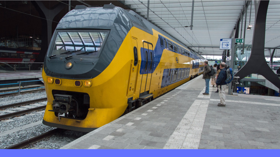 trein op Rotterdam centraal