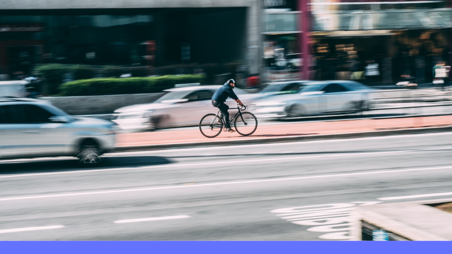 fietser in de stad