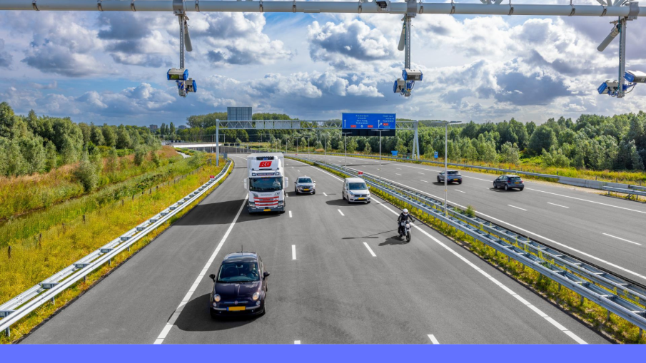 snelweg met tolcamera's