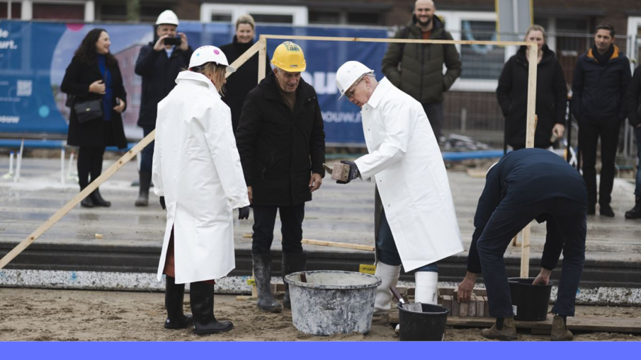 eerste steen mijnkintbuurt