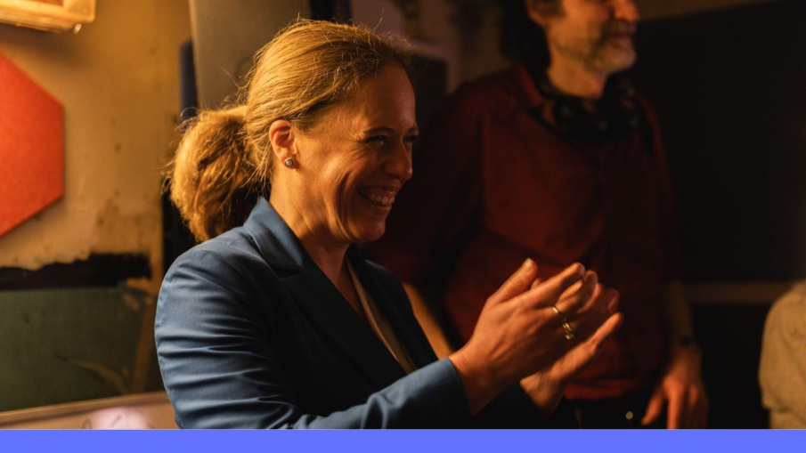 Carola Schouten applaus voor bandje
